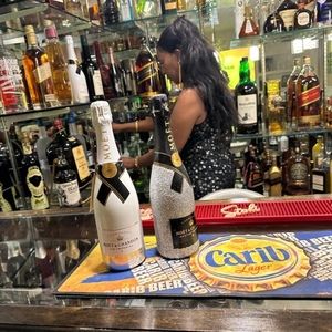 Meet your Posher, Claudette